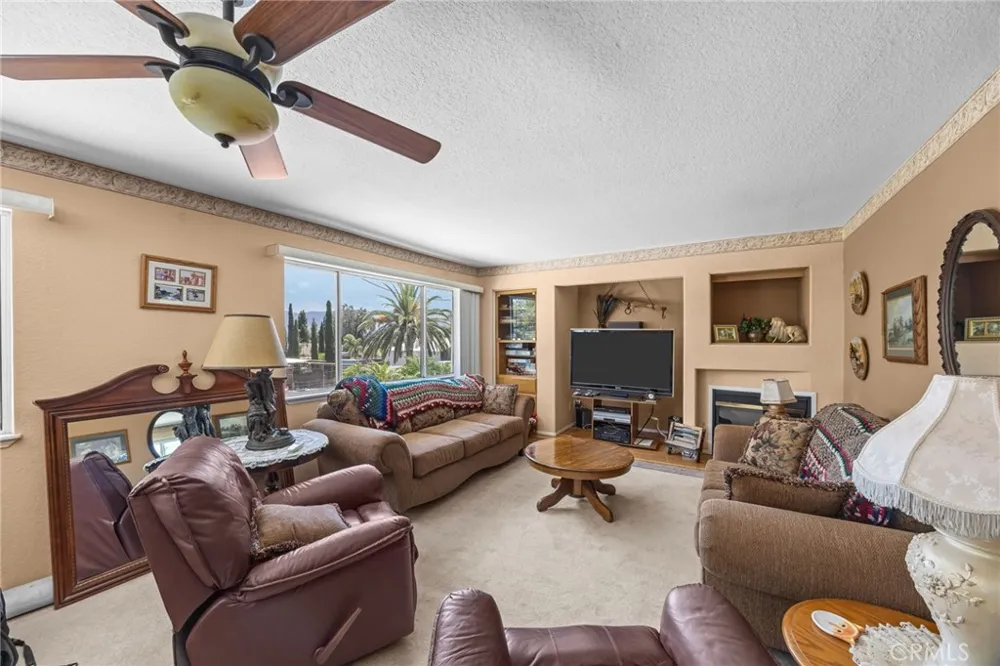 2383 Hialeah Circle Norco, CA 92860
