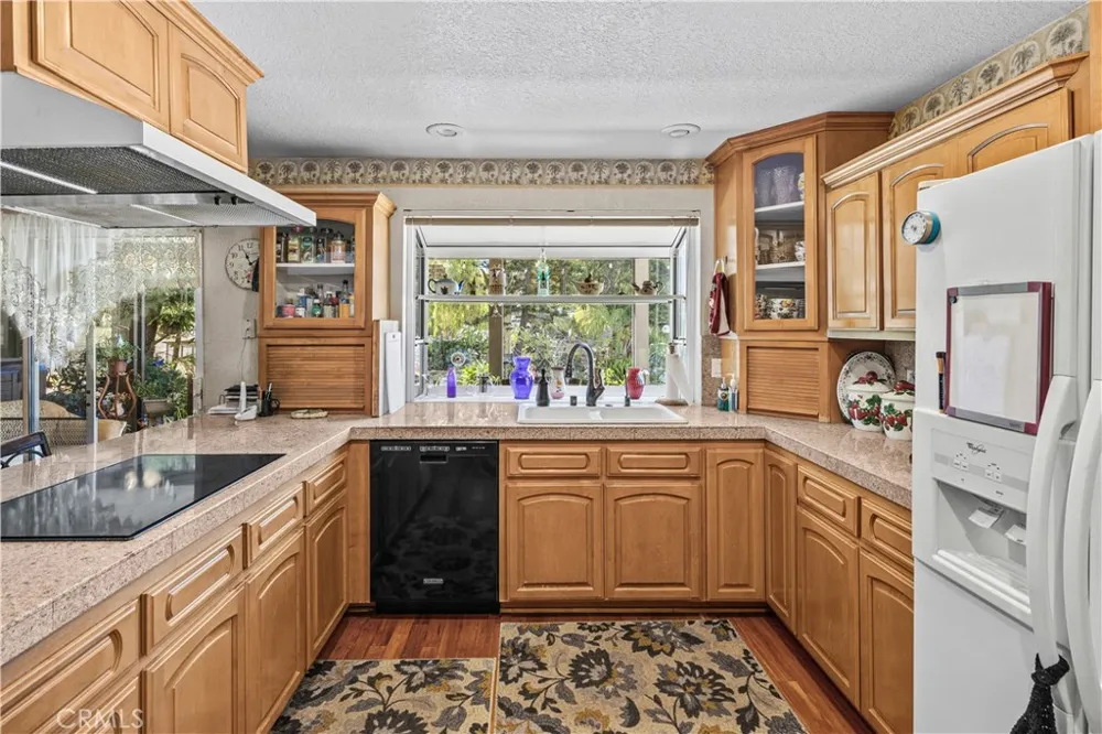 2383 Hialeah Circle Norco, CA 92860