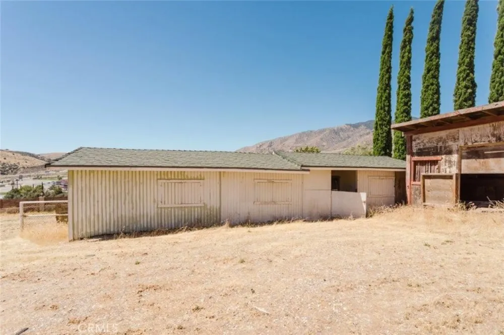 403 Cuddy Canyon Road Lebec, CA 93243