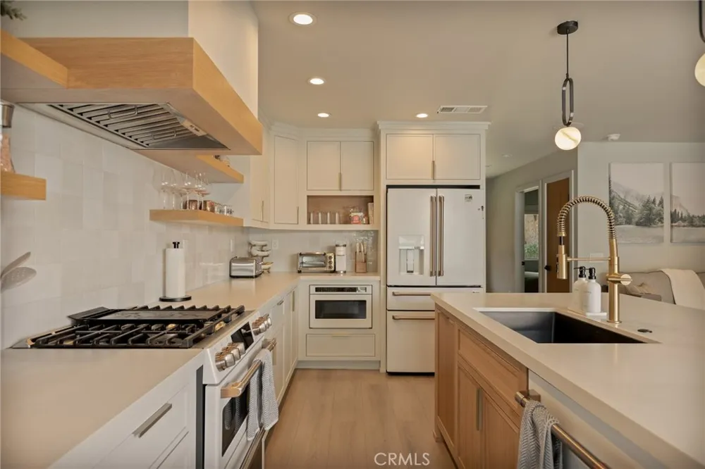 180 Ca-173 #41 Lake Arrowhead, CA 92352