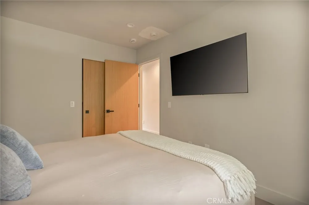 180 Ca-173 #41 Lake Arrowhead, CA 92352