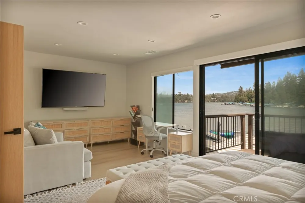 180 Ca-173 #41 Lake Arrowhead, CA 92352