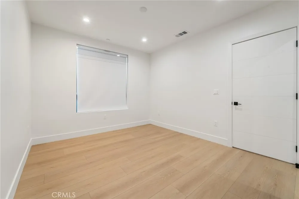 7510 Sepulveda Boulevard #101 Van Nuys, CA 91405