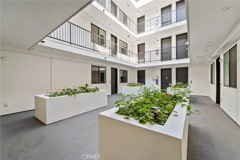 7510 Sepulveda Boulevard #101 Van Nuys, CA 91405
