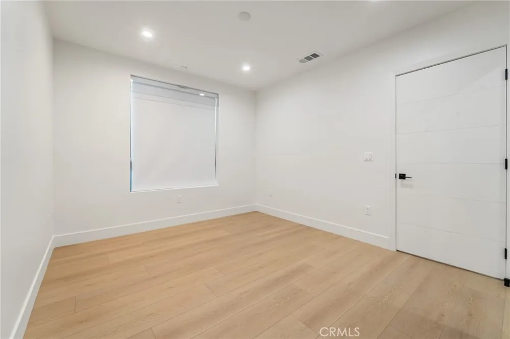 7510 Sepulveda Boulevard #101 Van Nuys, CA 91405
