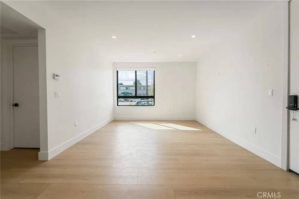 7510 Sepulveda Boulevard #101 Van Nuys, CA 91405