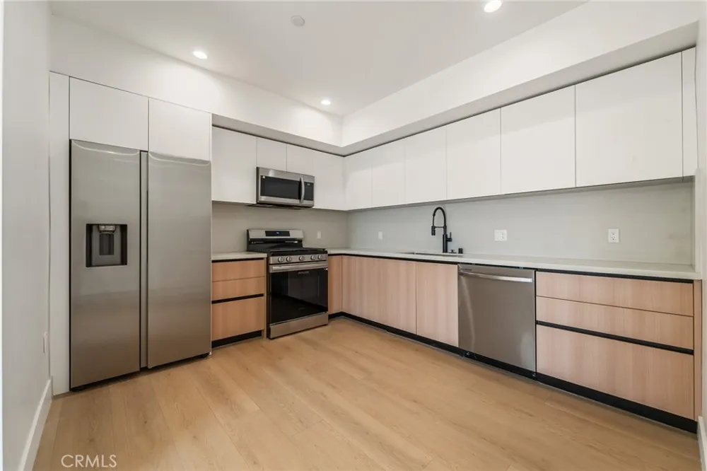 7510 Sepulveda Boulevard #101 Van Nuys, CA 91405