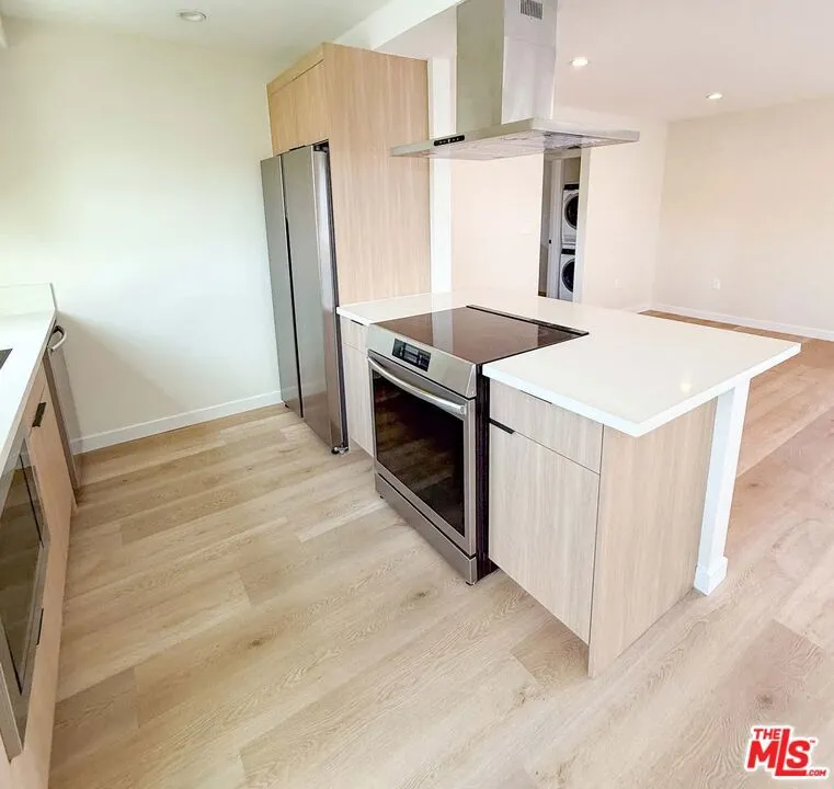 1302 Amethyst Street Redondo Beach, CA 90277