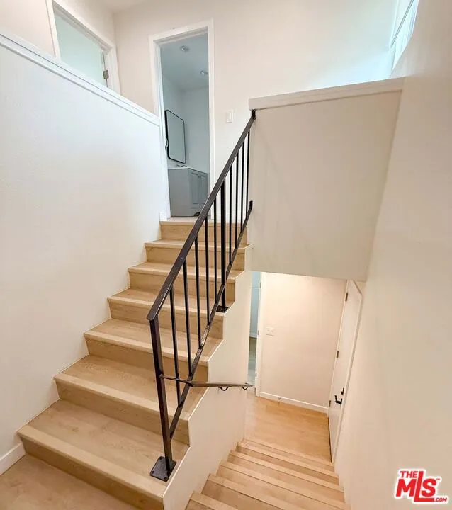 1302 Amethyst Street Redondo Beach, CA 90277