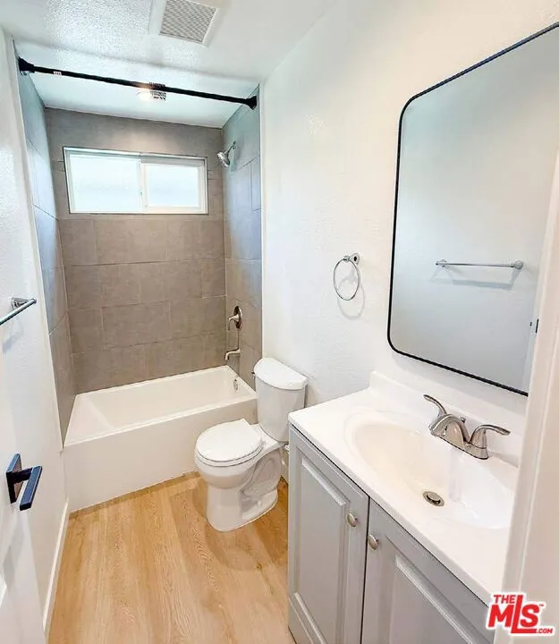 1302 Amethyst Street Redondo Beach, CA 90277