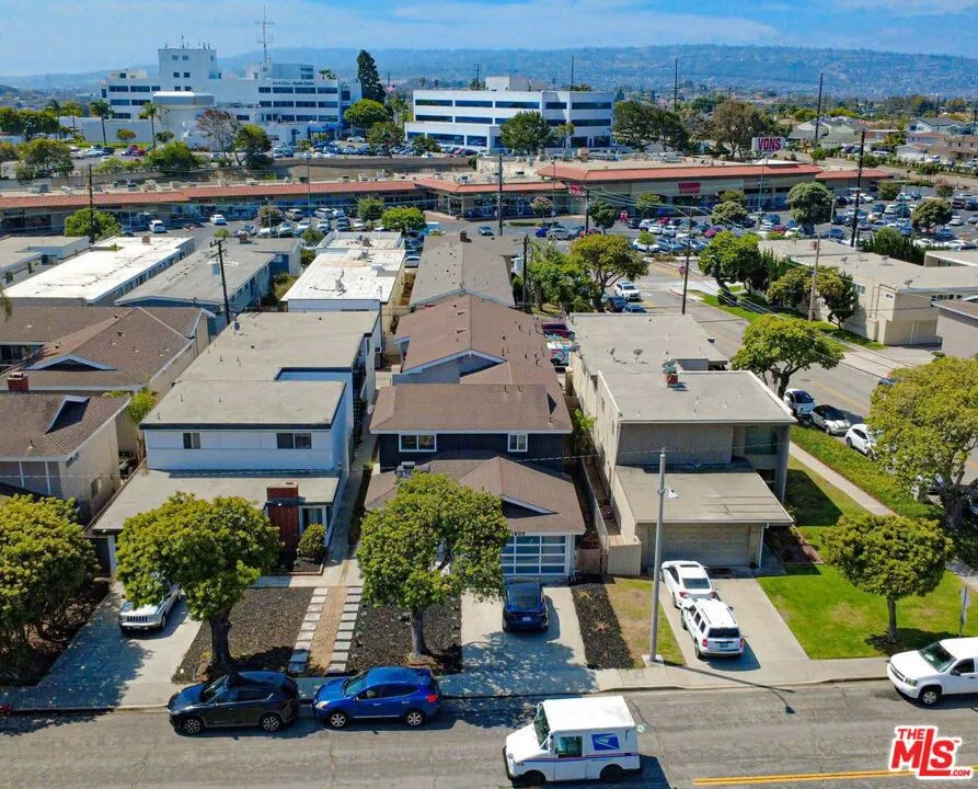 1302 Amethyst Street Redondo Beach, CA 90277