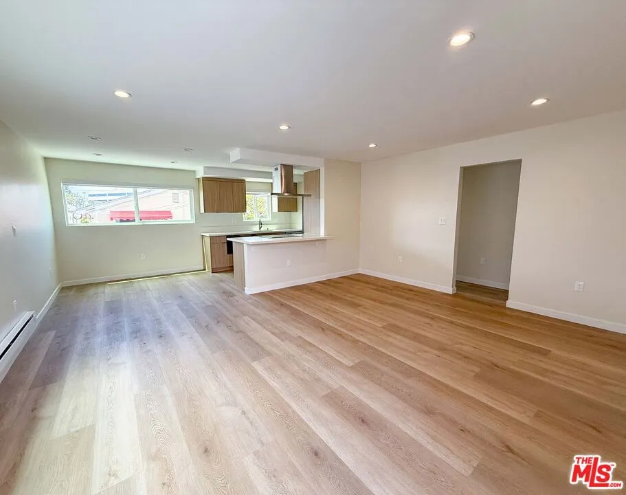 1302 Amethyst Street Redondo Beach, CA 90277