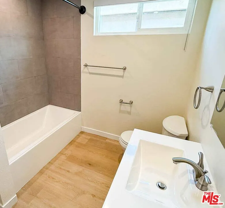1302 Amethyst Street Redondo Beach, CA 90277