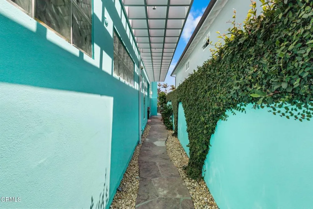 2150 Napoli Drive Oxnard, CA 93035