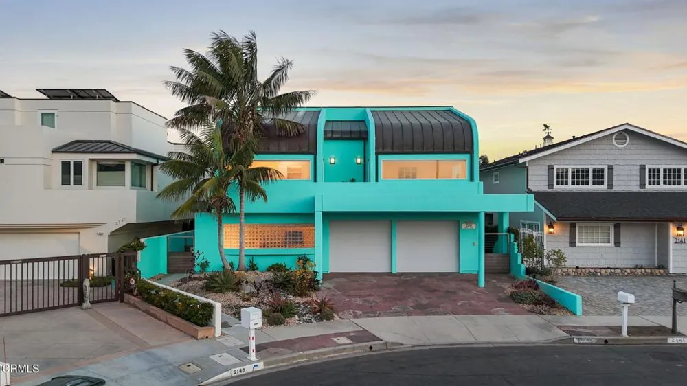 2150 Napoli Drive Oxnard, CA 93035