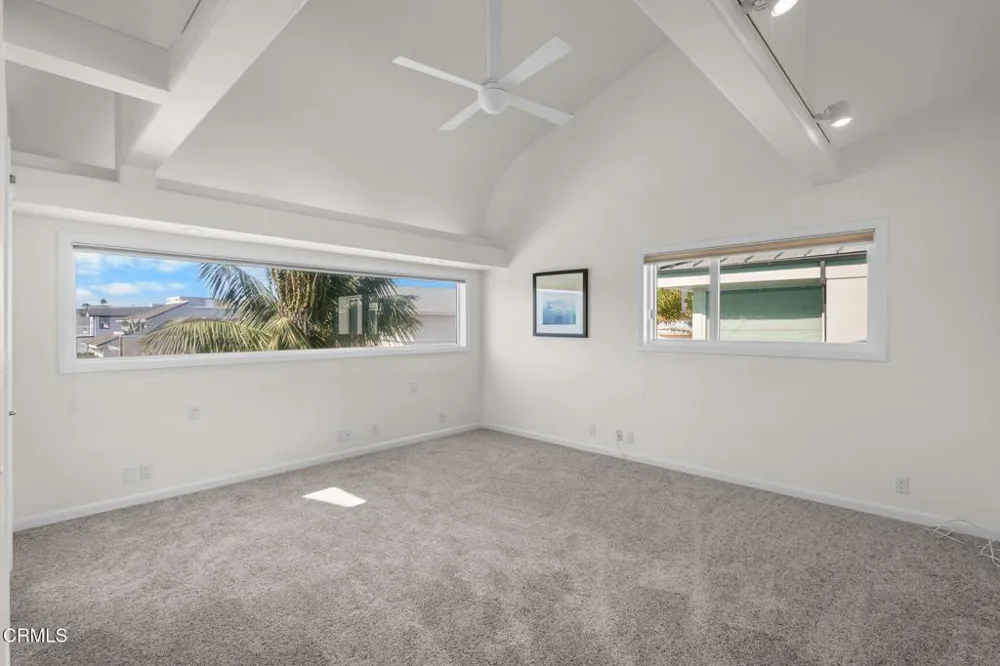 2150 Napoli Drive Oxnard, CA 93035