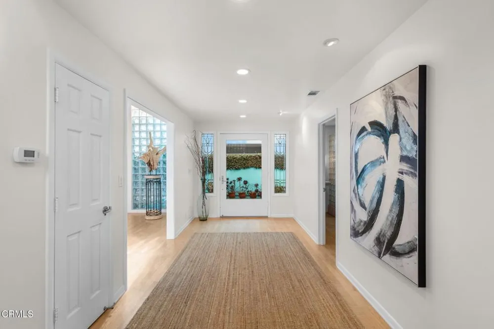 2150 Napoli Drive Oxnard, CA 93035