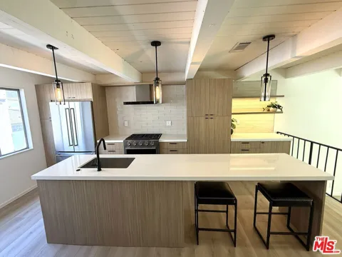 6639 Green Valley Circle