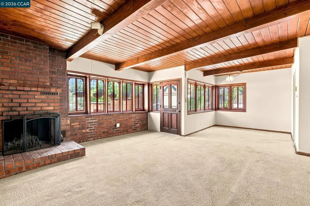 890 Holly Hill Dr Walnut Creek, CA 94596
