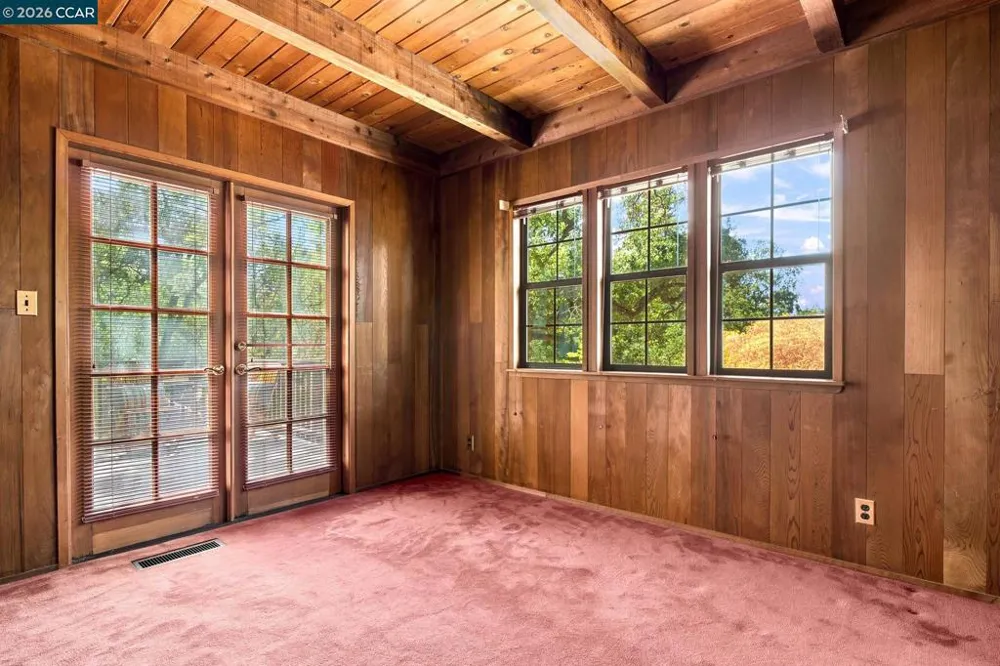 890 Holly Hill Dr Walnut Creek, CA 94596