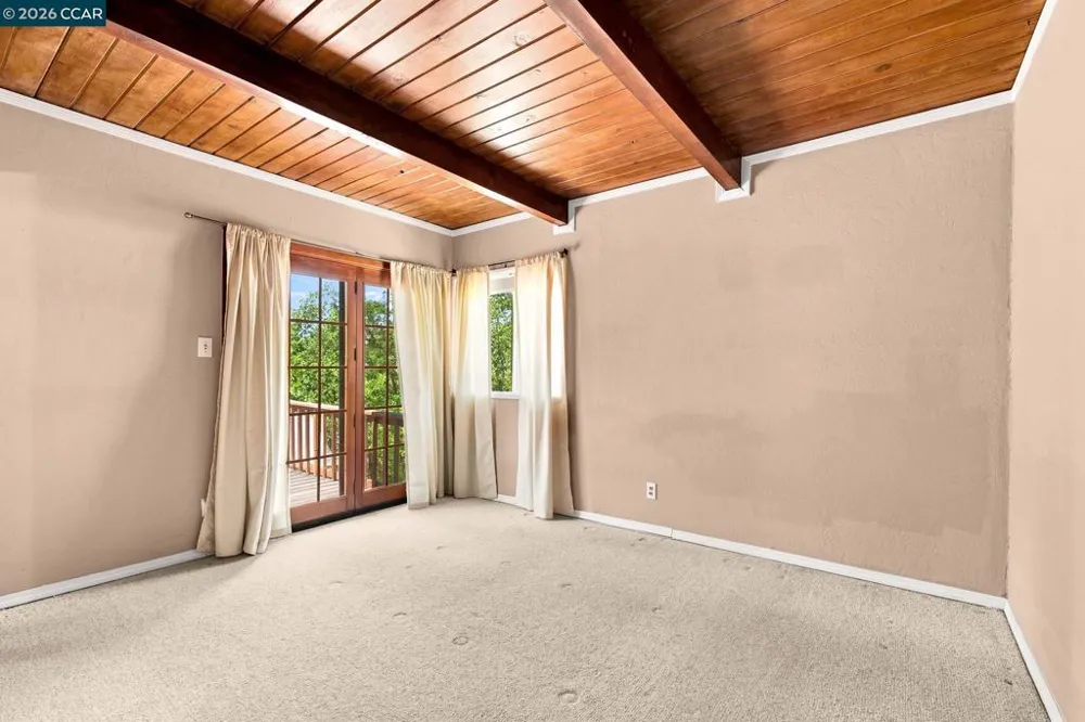 890 Holly Hill Dr Walnut Creek, CA 94596