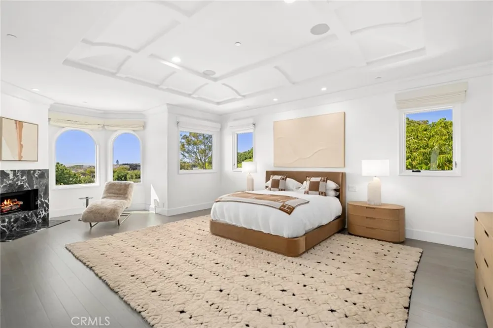 15 Shoreline Newport Coast, CA 92657