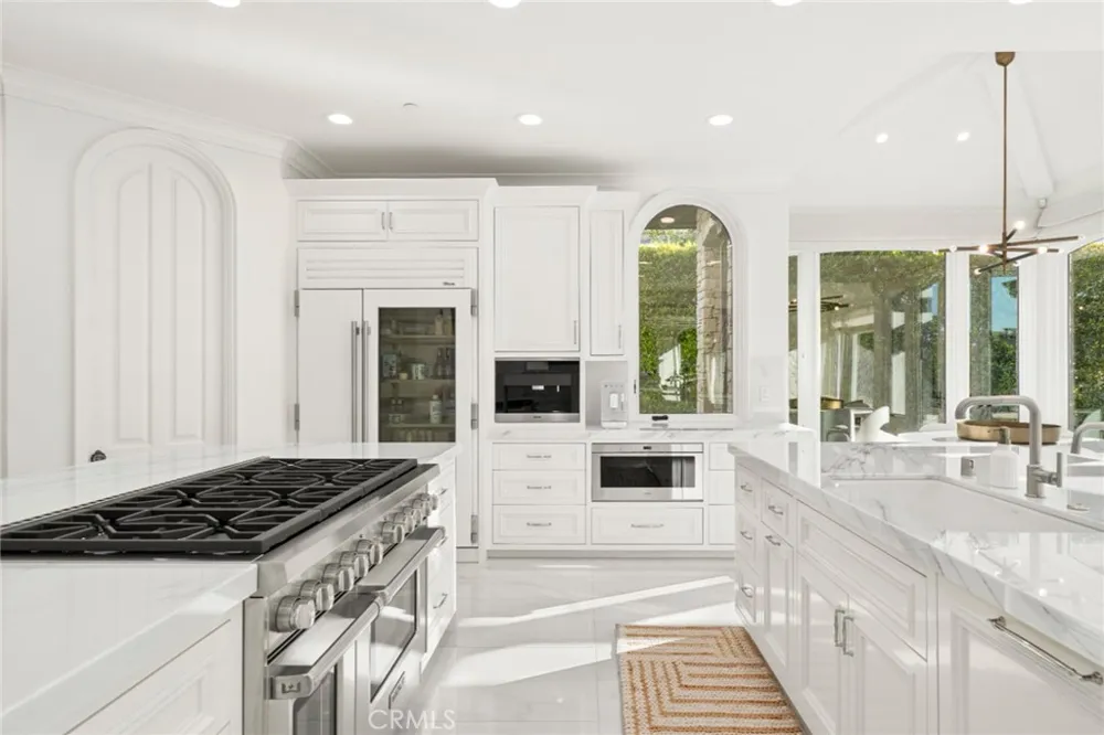 15 Shoreline Newport Coast, CA 92657