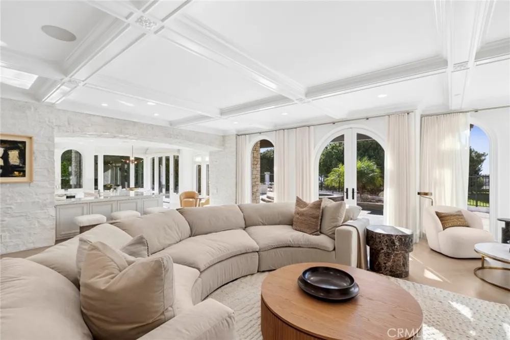 15 Shoreline Newport Coast, CA 92657