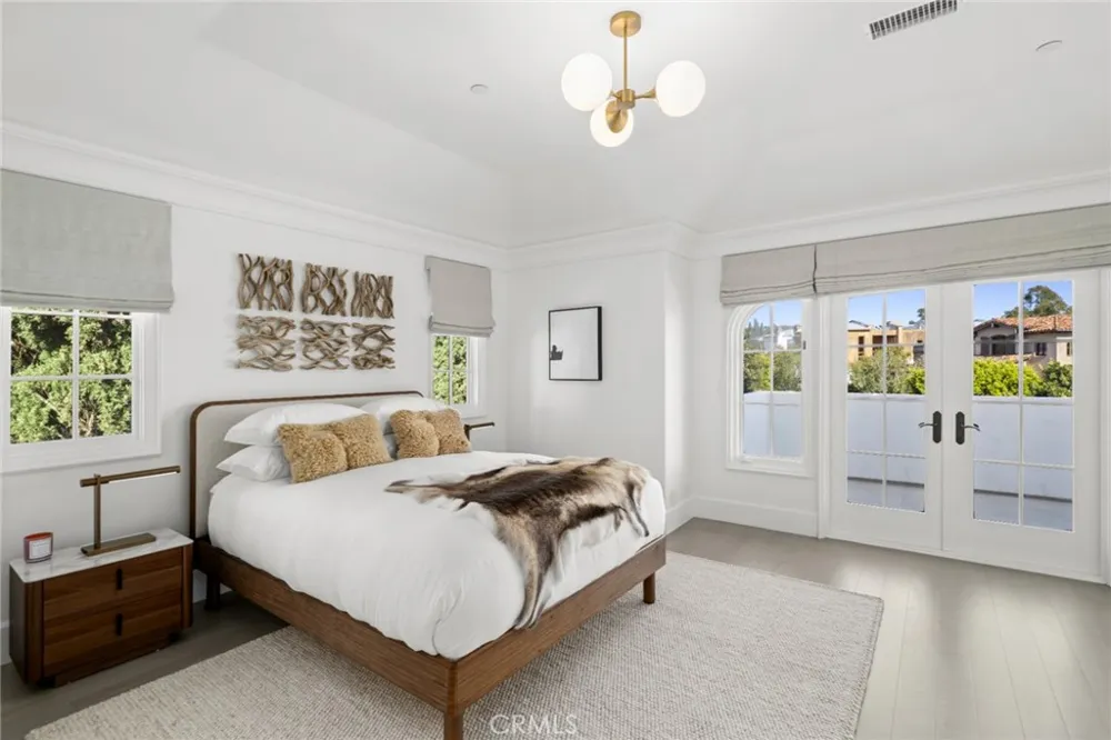 15 Shoreline Newport Coast, CA 92657