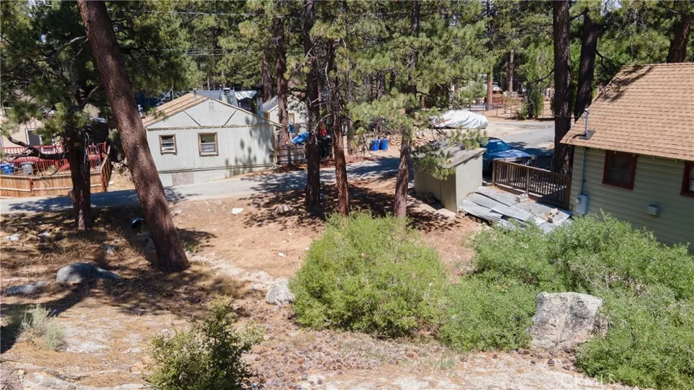 Crescent Big Bear Lake, CA 92315