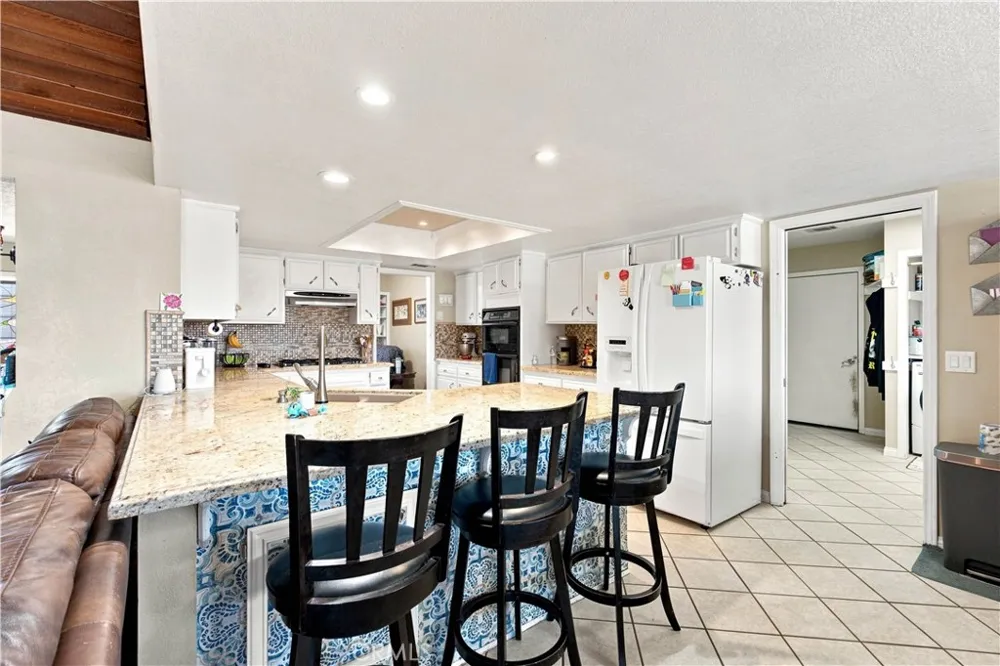 14367 Flathead Apple Valley, CA 92307