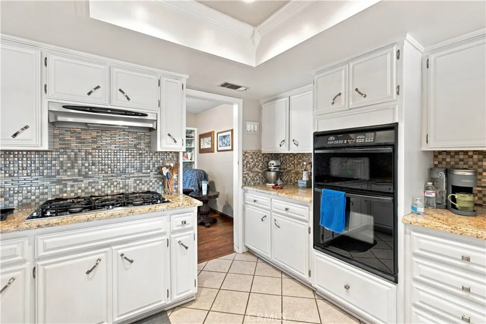 14367 Flathead Apple Valley, CA 92307