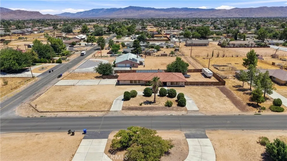 14367 Flathead Apple Valley, CA 92307