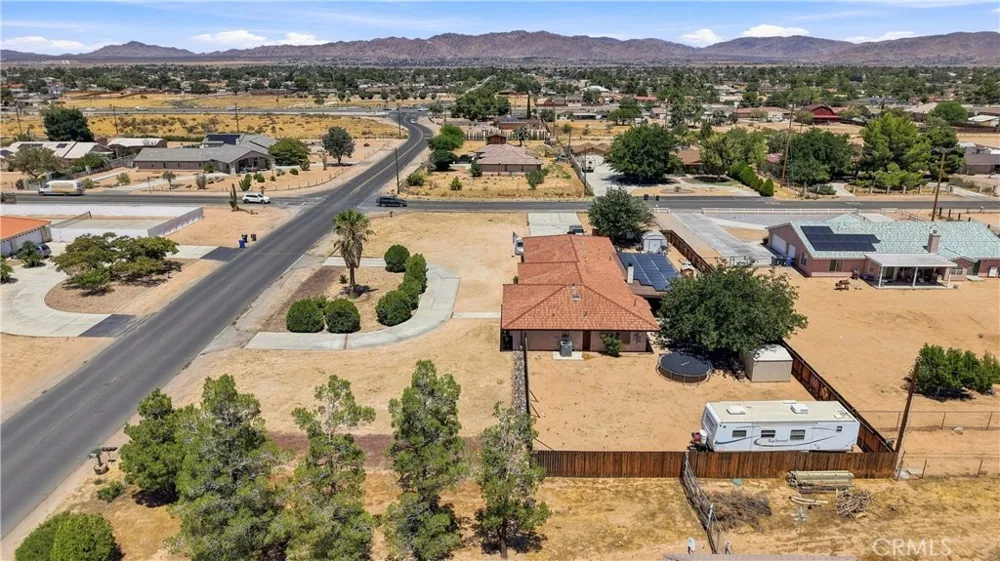 14367 Flathead Apple Valley, CA 92307