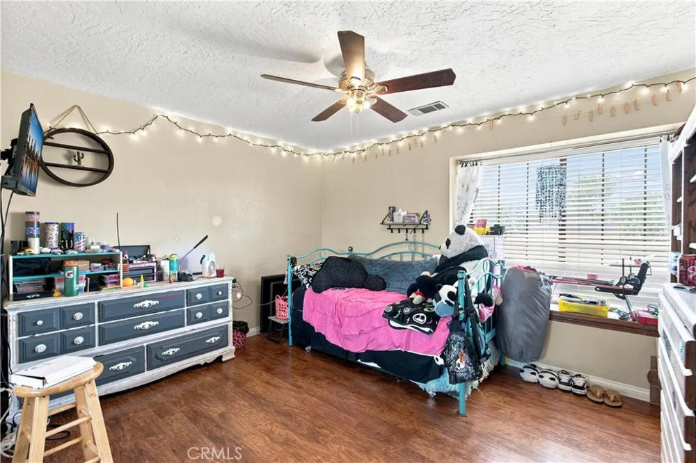 14367 Flathead Apple Valley, CA 92307