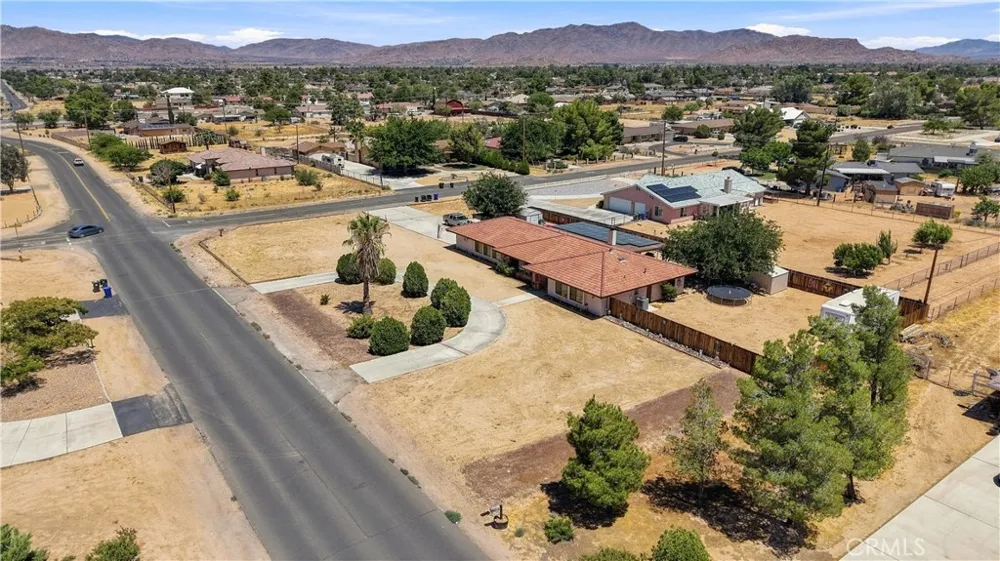 14367 Flathead Apple Valley, CA 92307