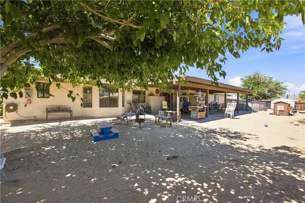 14367 Flathead Apple Valley, CA 92307