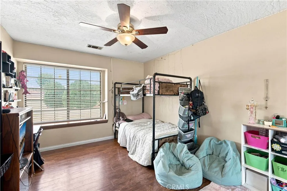 14367 Flathead Apple Valley, CA 92307