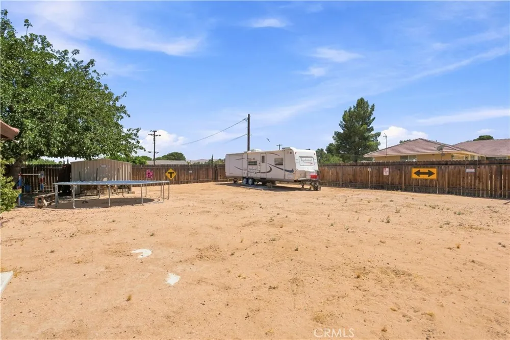 14367 Flathead Apple Valley, CA 92307