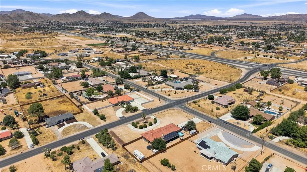 14367 Flathead Apple Valley, CA 92307
