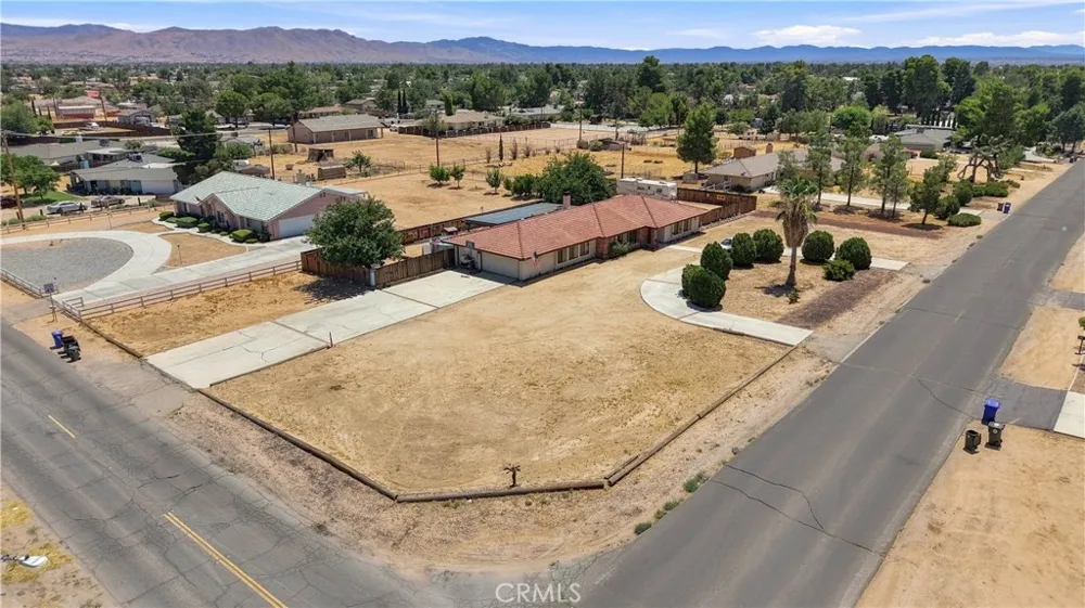 14367 Flathead Apple Valley, CA 92307
