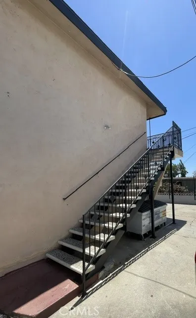 10841 S Prairie Inglewood, CA 90303