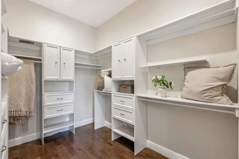 18548 Paseo Tierra Saratoga, CA 95070