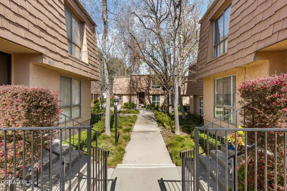 4021 Yankee Drive Agoura Hills, CA 91301