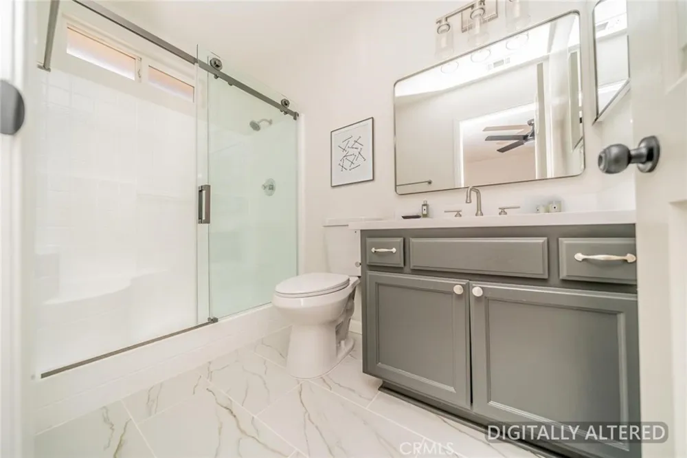 13913 Cronese Road Apple Valley, CA 92307