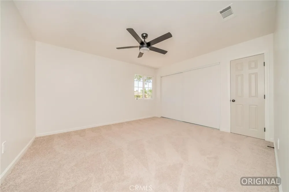 13913 Cronese Road Apple Valley, CA 92307
