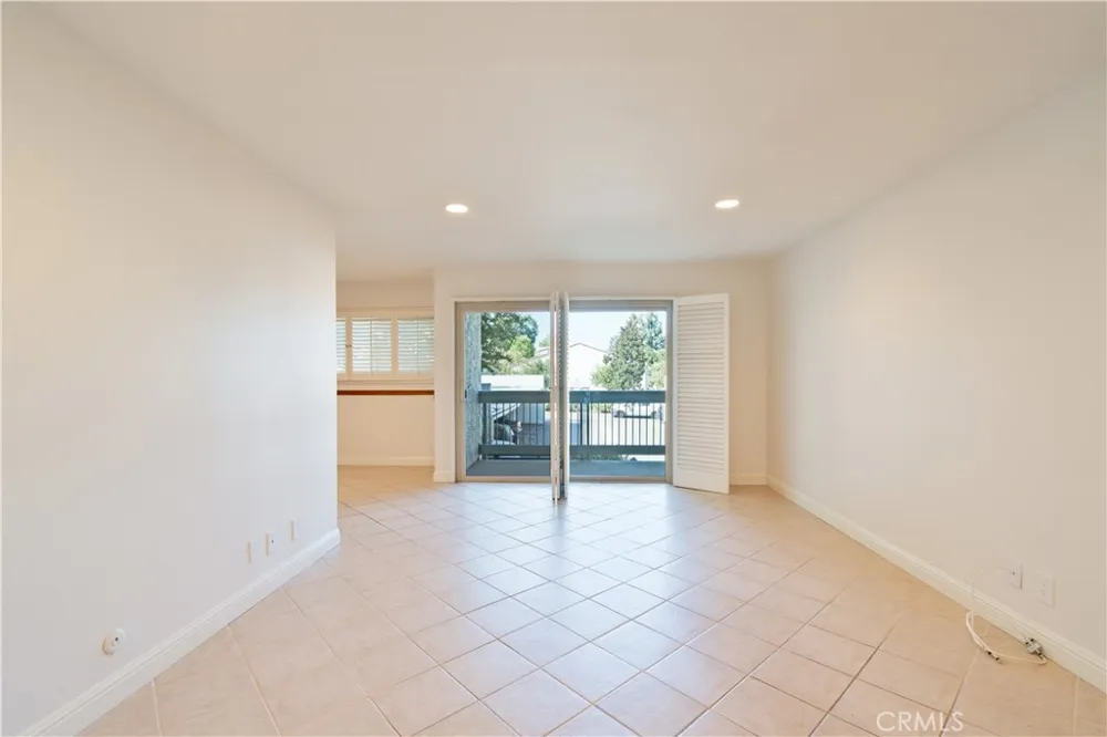 4644 Park Granada #167 Calabasas, CA 91302