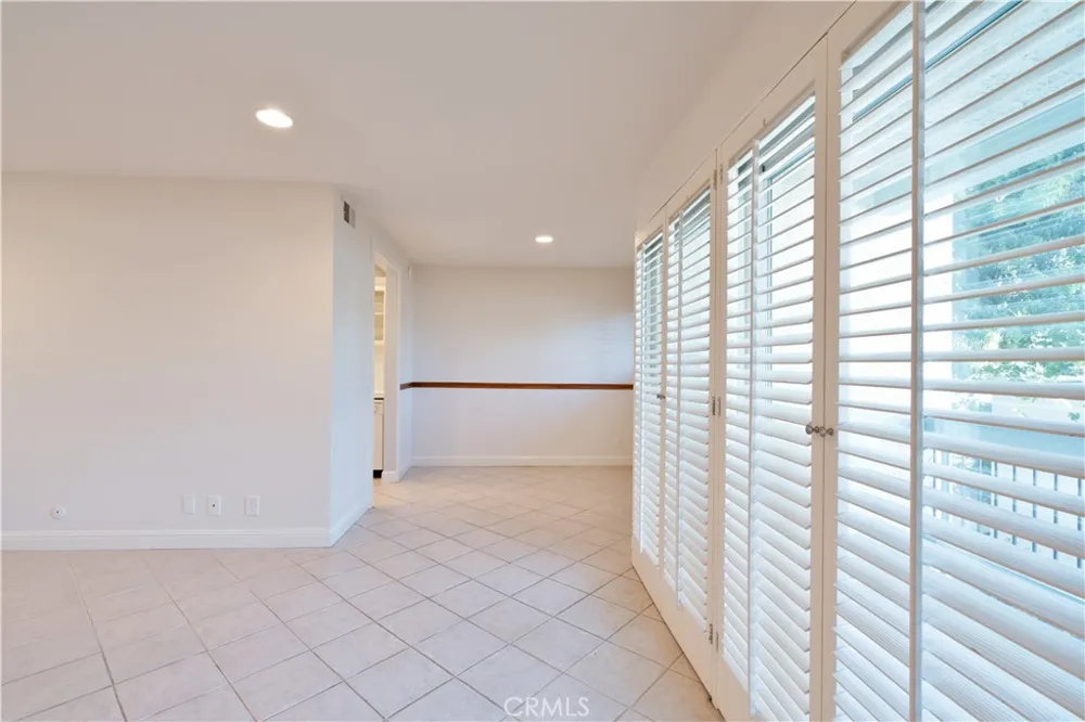 4644 Park Granada #167 Calabasas, CA 91302