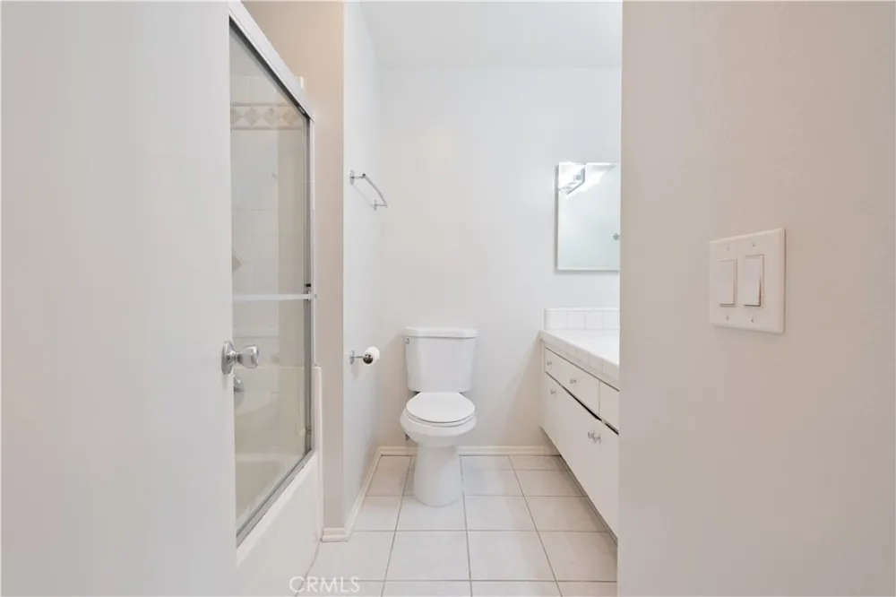 4644 Park Granada #167 Calabasas, CA 91302