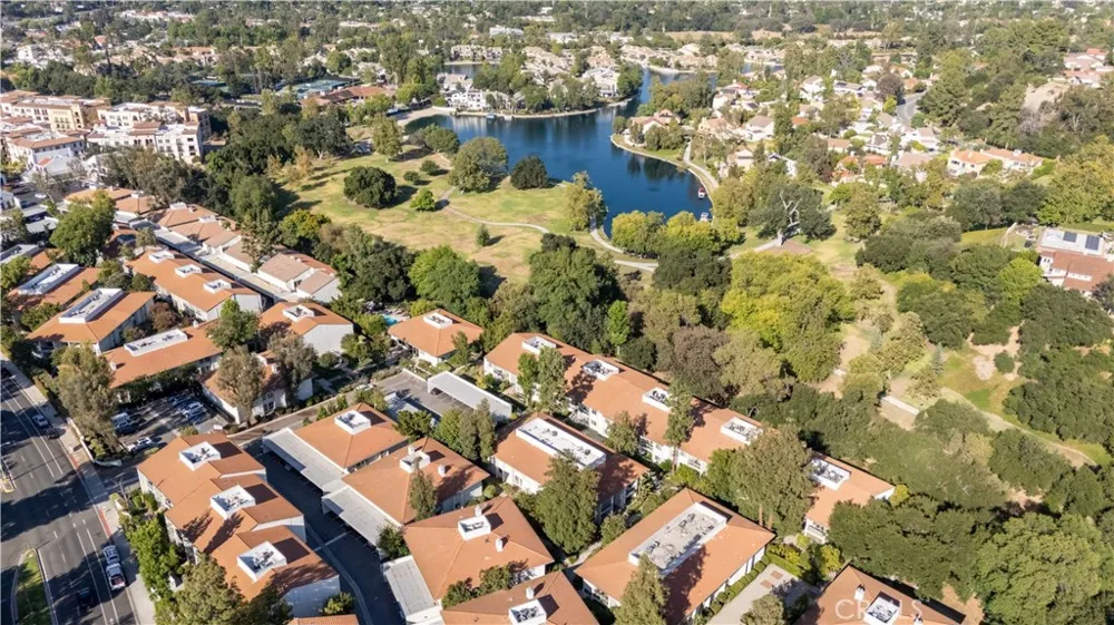 4644 Park Granada #167 Calabasas, CA 91302
